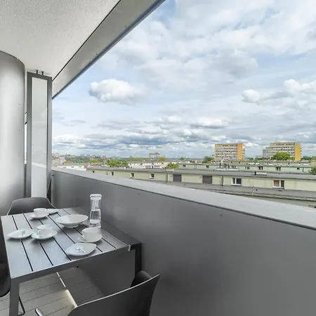 W Hanza Tower Apartment