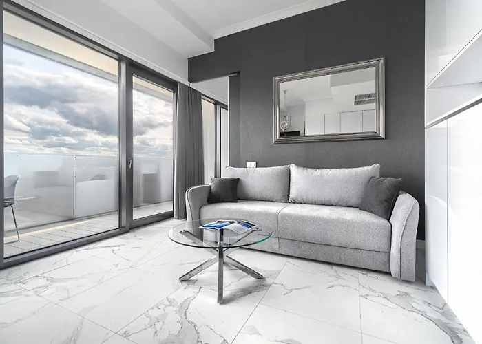 Apartment W Hanza Tower